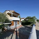 Be-bu-mar Apartament Sveti Filip i Jakov