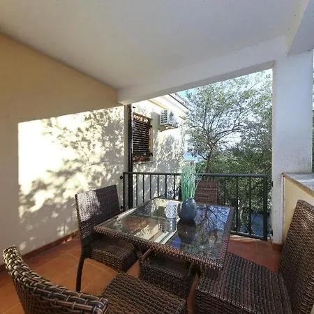 Apartment Be-bu-mar
