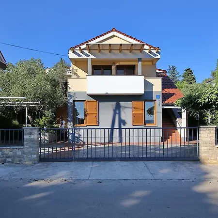 Διαμέρισμα Be-bu-mar *