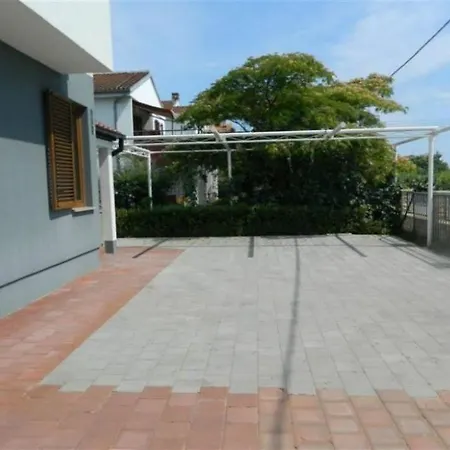 Be-bu-mar Apartment Sveti Filip i Jakov