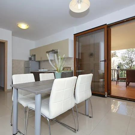 Apartment Be-bu-mar